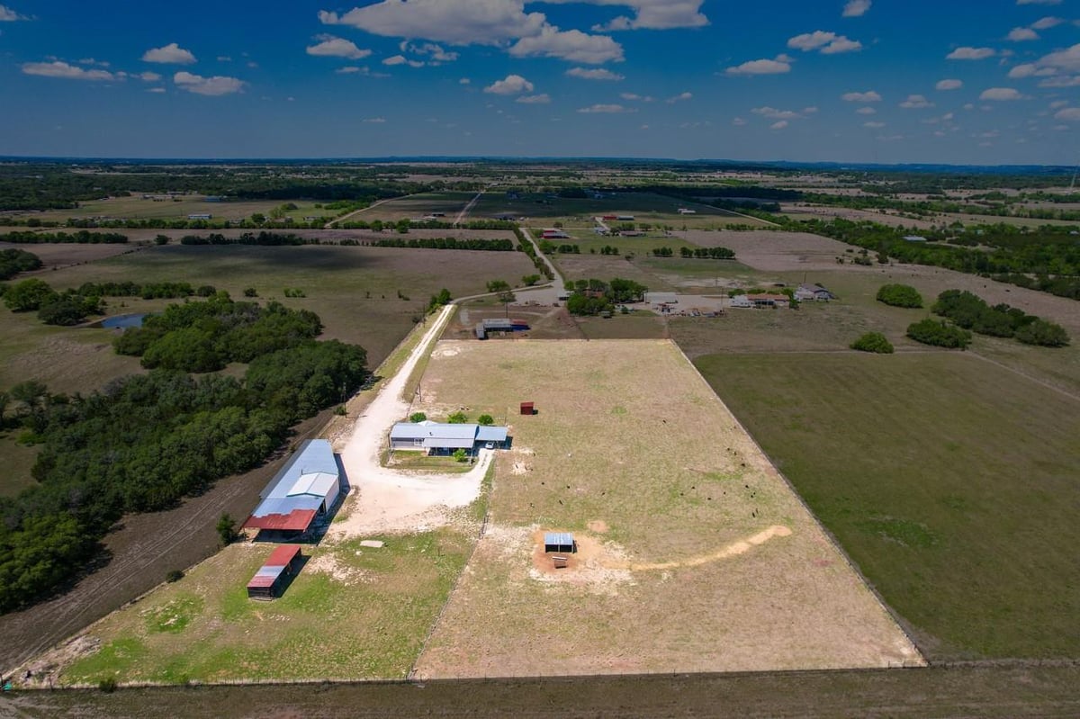 View 815 County Road 226 in Wells M J Sur 815 County Road 226 - front exterior - Luxury home in Wells M J Sur, Florence, TX
