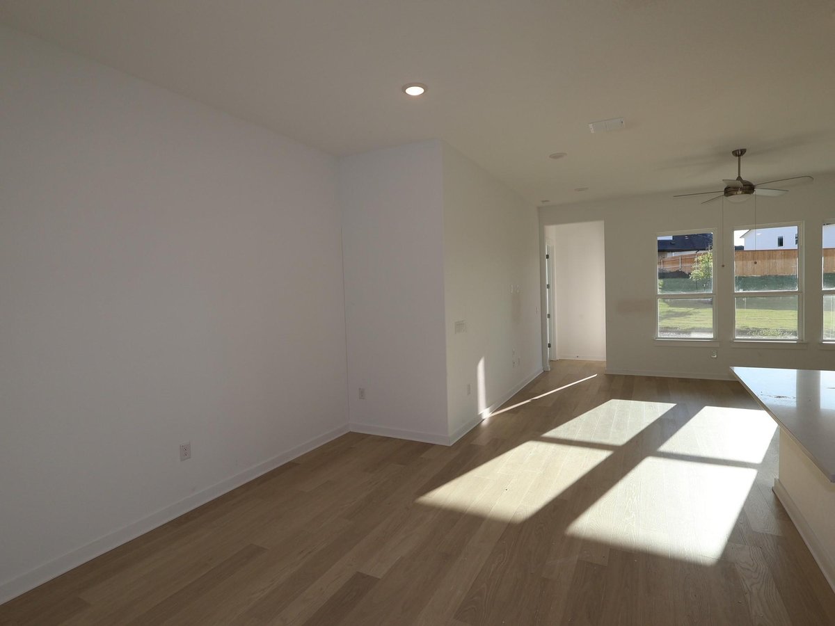 Living area at 817 Boise Dr - 3 bed 2 bath home