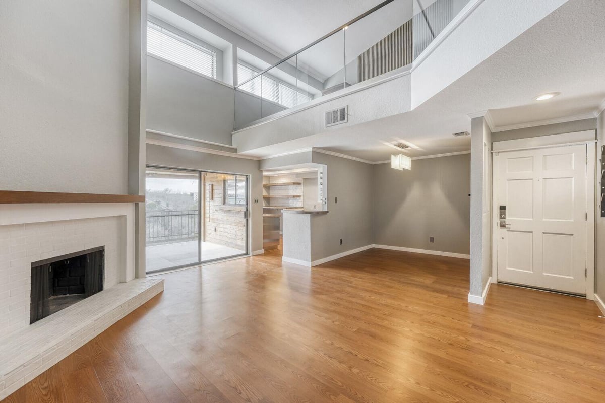 View 8200 Neely Dr Unit #214 in Neelys Canyon Condo Amd 8200 Neely Dr Unit #214 - front exterior - Luxury home in Neelys Canyon Condo Amd, Austin, TX