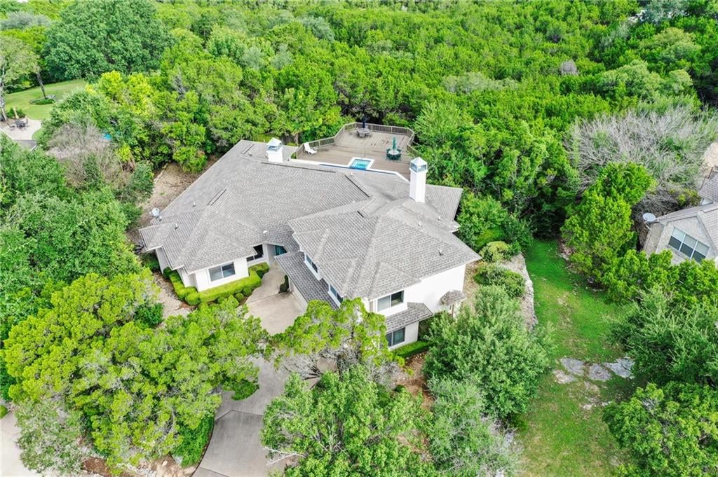View 8200 Talbot LN in Rob Roy On Creek Sec 06 8200 Talbot LN - property photo 1 - Luxury home in Rob Roy On Creek Sec 06, Austin, TX