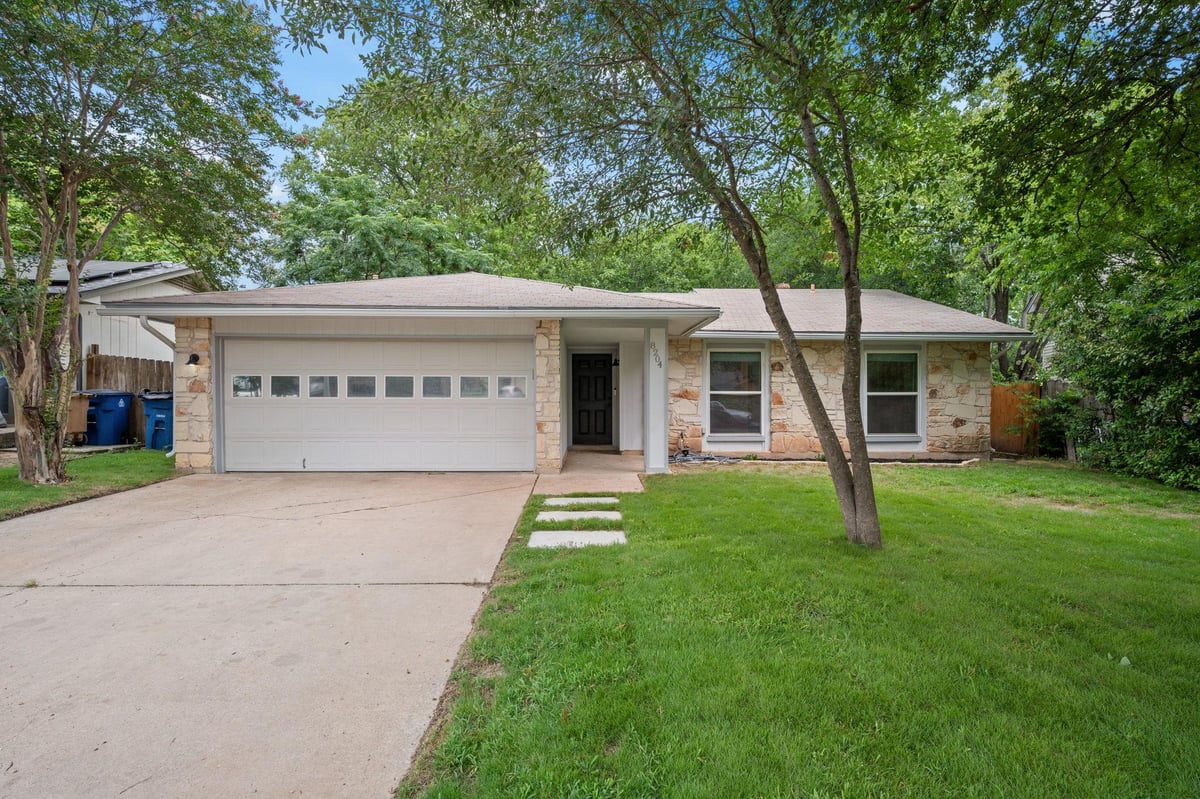 8204 Alcorn CIR, photo 1, Austin, Austin, TX