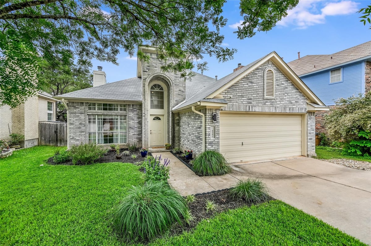 View 8204 Edgemoor Pl in MAPLE RUN SEC 9 8204 Edgemoor Pl - front exterior - Luxury home in MAPLE RUN SEC 9, Austin, TX