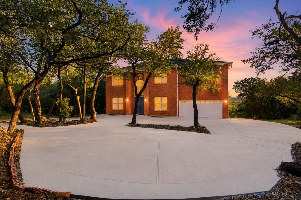 View 8204 Texas Plume RD in Yaupon Terrace Sec 02 8204 Texas Plume RD - property photo 1 - Luxury home in Yaupon Terrace Sec 02, Austin, TX