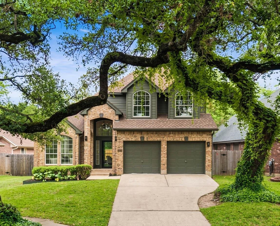 8208 Isaac Pryor Dr - front exterior - Luxury home in Legend Oaks Ph A Sec 04 & Ph B, Austin, TX