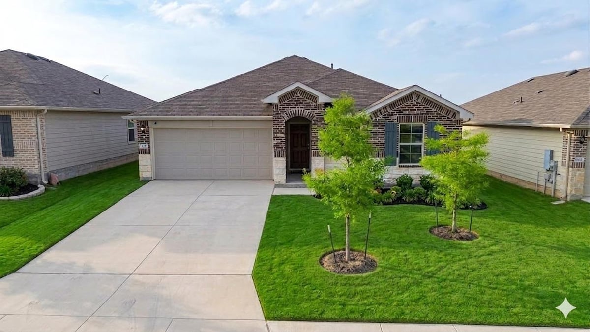 View 821 Gerardia CT in Arroyo Ranch Ph Iii 821 Gerardia CT - property photo 1 - Luxury home in Arroyo Ranch Ph Iii, Seguin, TX