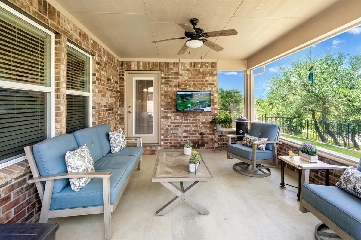 822 Hamilton LN - front exterior - Luxury home in Sun City Nbrhd 64, Georgetown, TX