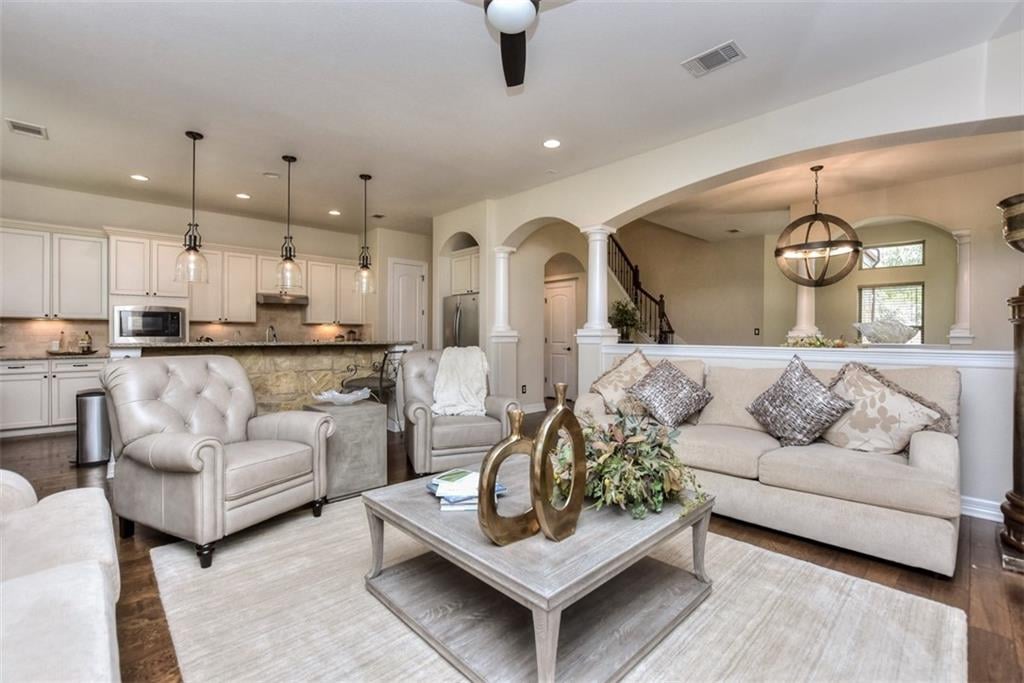 View 822 San Remo Blvd Unit #30A in Pinnacle At North Lakeway Condo 822 San Remo Blvd Unit #30A - front exterior - Luxury home in Pinnacle At North Lakeway Condo, Austin, TX