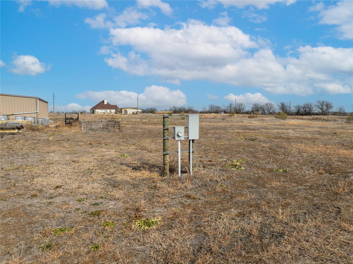 Bathroom at 824 County Road 451 - T601LLLI - SCO Abstracts, Vacant Land, Coupland, TX