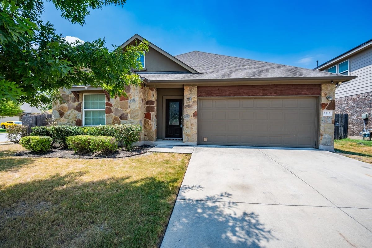 View 8258 Arezzo DR in Siena Sec 21 8258 Arezzo DR - property photo 1 - Luxury home in Siena Sec 21, Round Rock, TX