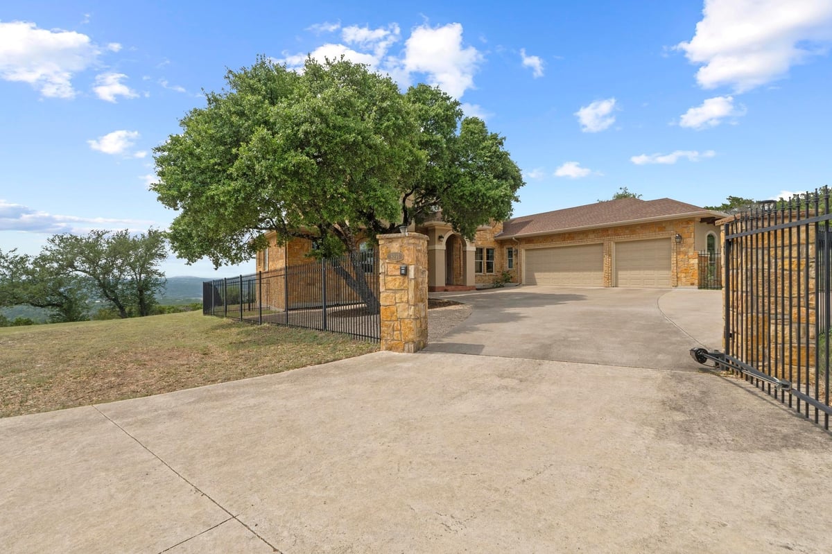 Primary bedroom at 8293 Lime Creek Rd - 4 bed 4 bath home