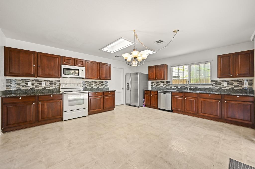 Bathroom at 83 Elm Hill Ct - 4 bed 2 bath home