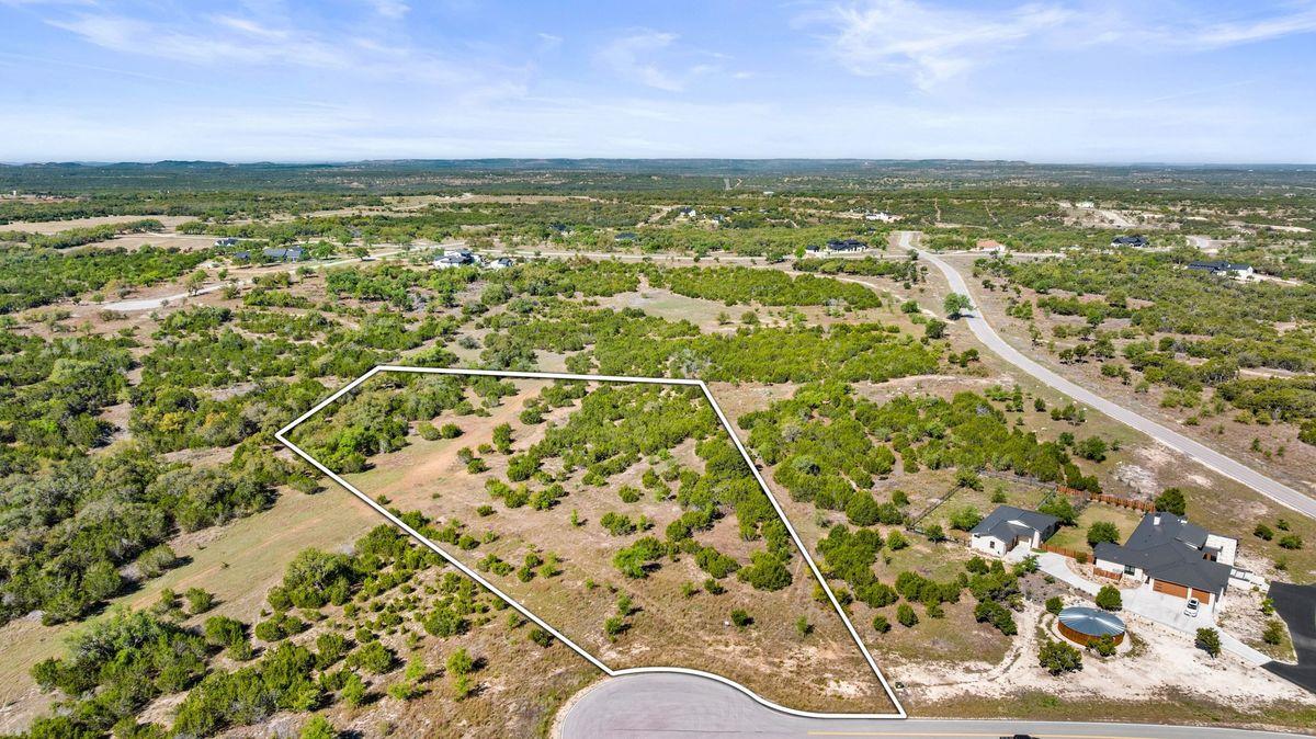View 83 S Flat Rock Way in Legacy Hills 83 S Flat Rock Way - front exterior - Luxury lot in Legacy Hills, Johnson City, TX