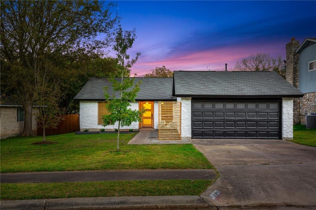 View 8303 Kearsarge Dr in Shiloh Ph 02 Sec 01 Amd 8303 Kearsarge Dr - front exterior - Luxury home in Shiloh Ph 02 Sec 01 Amd, Austin, TX