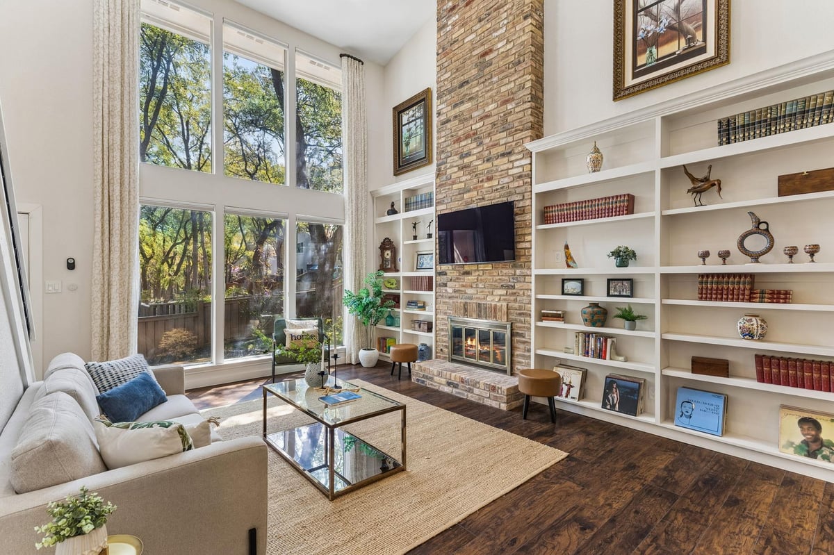 8305 Summer Place DR - property photo 1 - Luxury home in Austin, TX