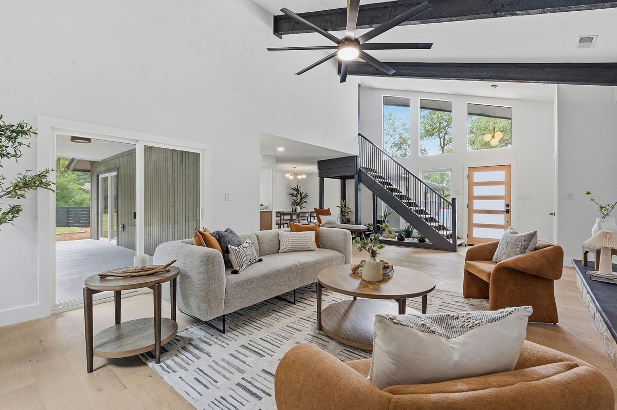 Living area at 8312 Adirondack Trl - 4 bed 3 bath home