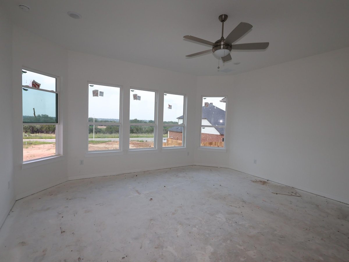 Bathroom at 832 Purmela St - 5 bed 3 bath home