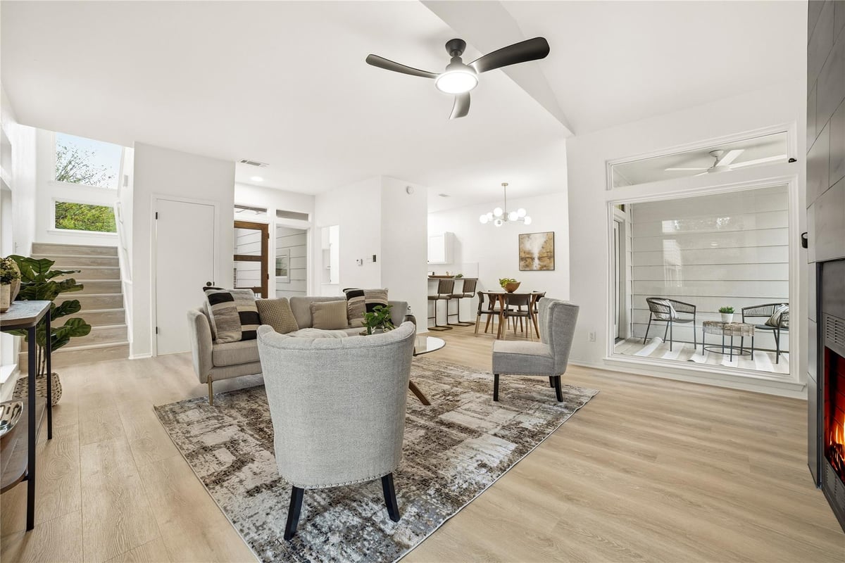 View 8320 Greenslope DR Unit #B in Westover Hills 8320 Greenslope DR Unit #B - property photo 1 - Luxury home in Westover Hills, Austin, TX