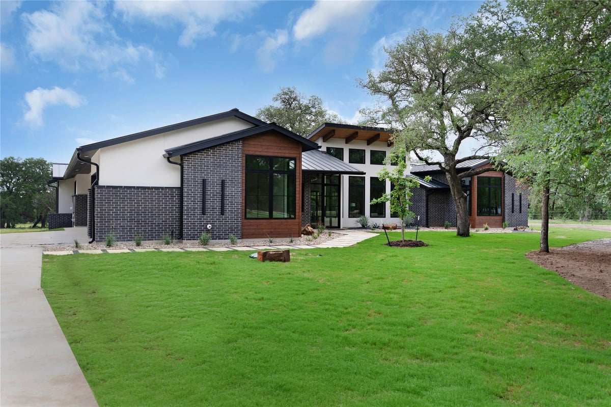 View 8341 Brewer Ln in South Shore Estates 8341 Brewer Ln - front exterior - Luxury home in South Shore Estates, Salado, TX