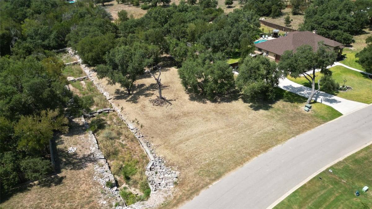 Living area at 8378 Spring Creek Loop - Spring Crk, Salado, TX