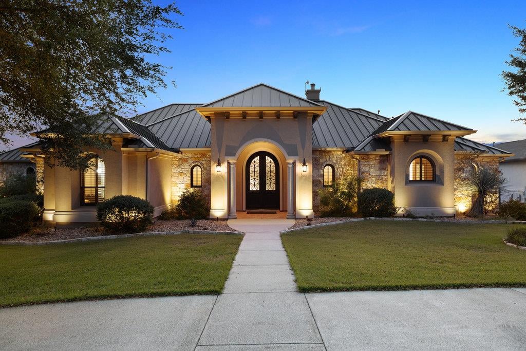 View 839 Wesley Ridge Dr in The Point At Ridge Harbor 839 Wesley Ridge Dr - property photo 1 - Luxury home in The Point At Ridge Harbor, Spicewood, TX