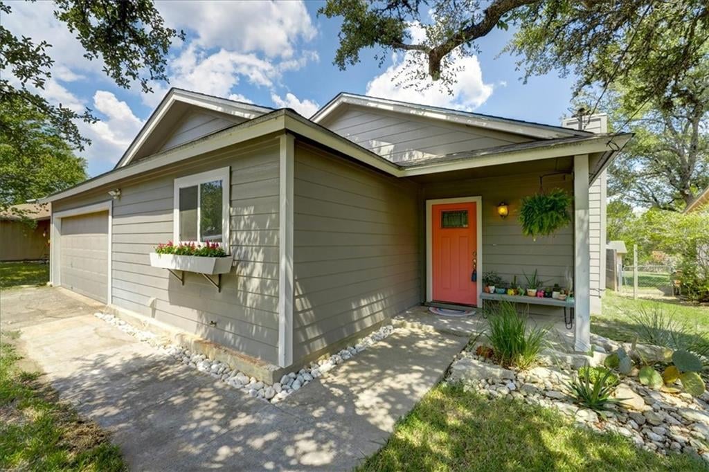 View 8400 Thunderbird Rd in Chaparral Village 8400 Thunderbird Rd - front exterior - Luxury home in Chaparral Village, Austin, TX