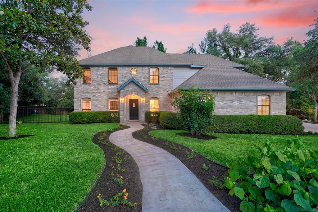 View 8401 Horse Mountain Cv in Canyon Mesa Ph 01 8401 Horse Mountain Cv - front exterior - Luxury home in Canyon Mesa Ph 01, Austin, TX