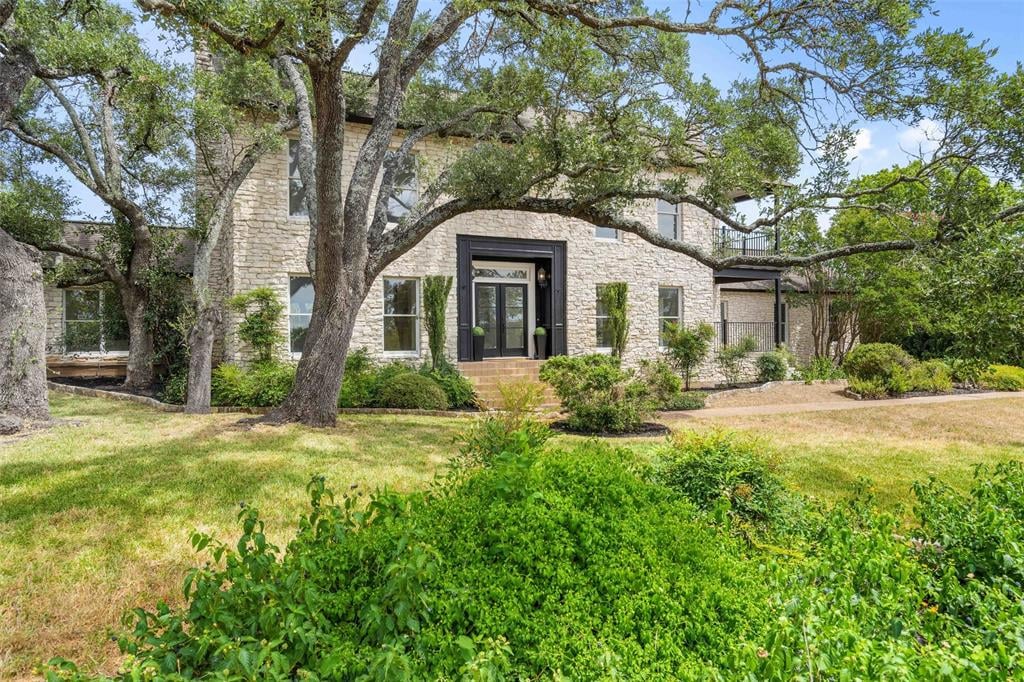 View 8404 Bell Mountain Dr in Long Canyon Ph 01-B 8404 Bell Mountain Dr - front exterior - Luxury home in Long Canyon Ph 01-B, Austin, TX