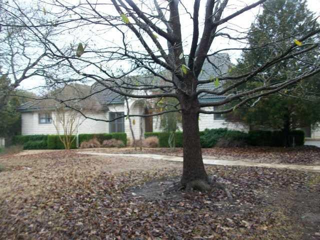View 8405 Navidad DR in Barton Creek Sec G Ph 01 8405 Navidad DR - property photo 1 - Luxury home in Barton Creek Sec G Ph 01, Austin, TX