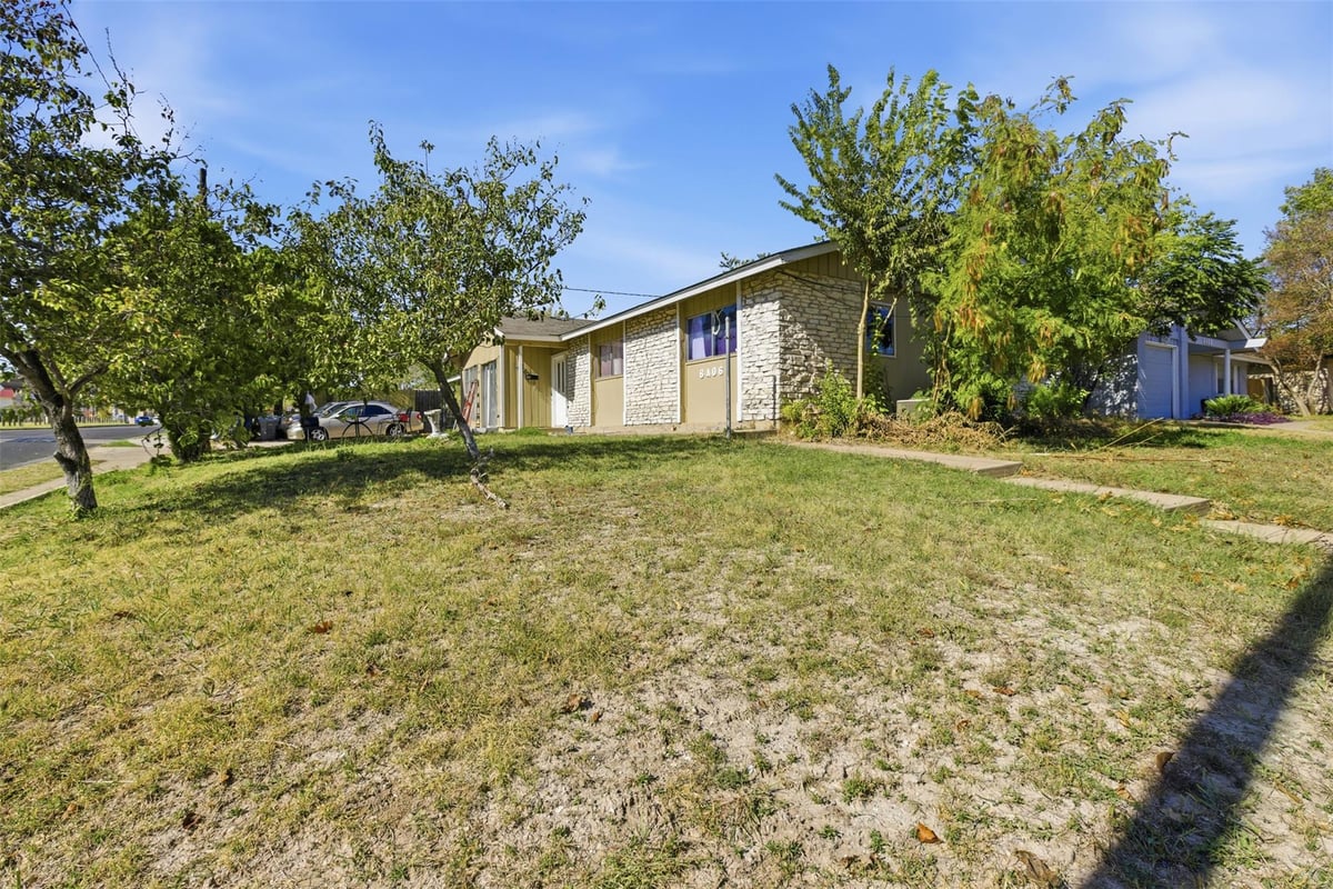 View 8406 Maine Dr in COLONY NORTH SEC 2 8406 Maine Dr - front exterior - Luxury home in COLONY NORTH SEC 2, Austin, TX