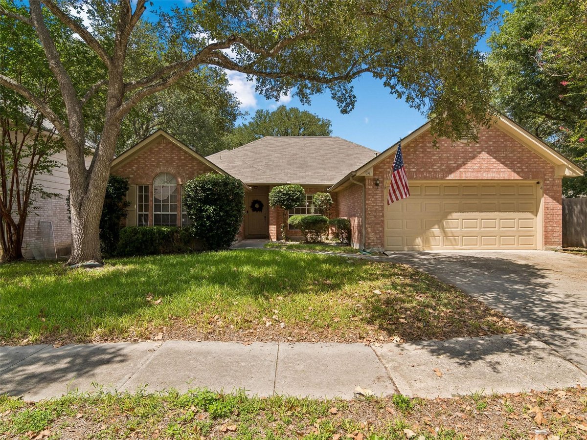View 841 Dimrock in Schertz 841 Dimrock - property photo 1 - Luxury home in Schertz, Schertz, TX