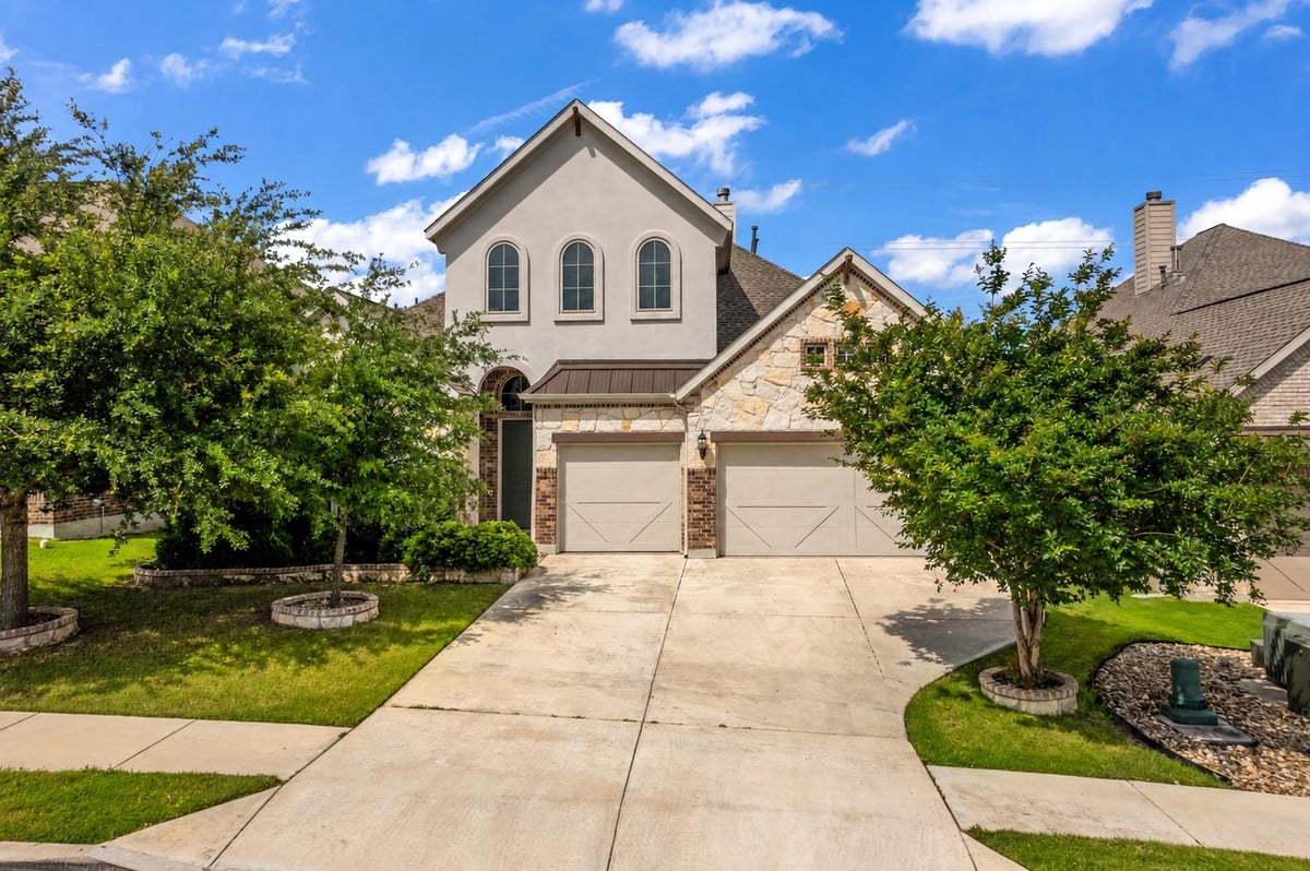 View 841 Richardson LN in Leander Xing Ph 1 841 Richardson LN - front exterior - Luxury home in Leander Xing Ph 1, Leander, TX