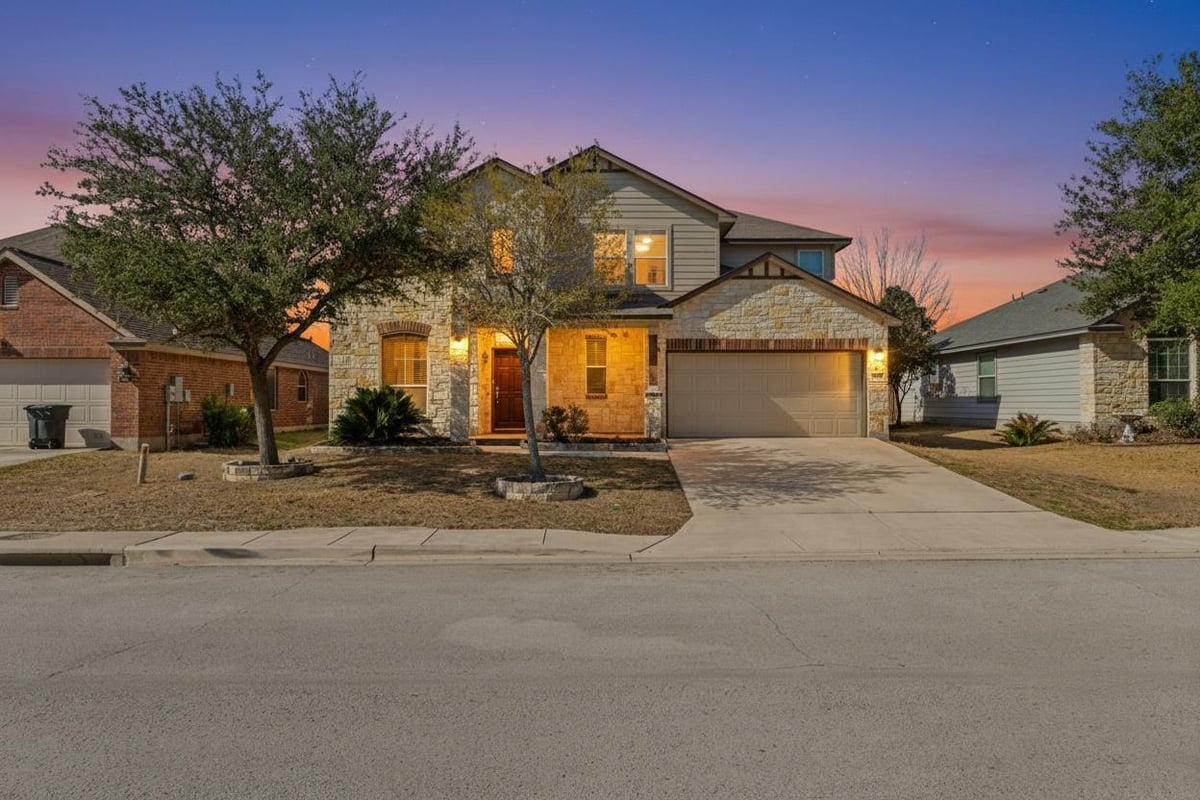 View 843 Avery Pkwy in Avery Park 843 Avery Pkwy - front exterior - Luxury home in Avery Park, New Braunfels, TX
