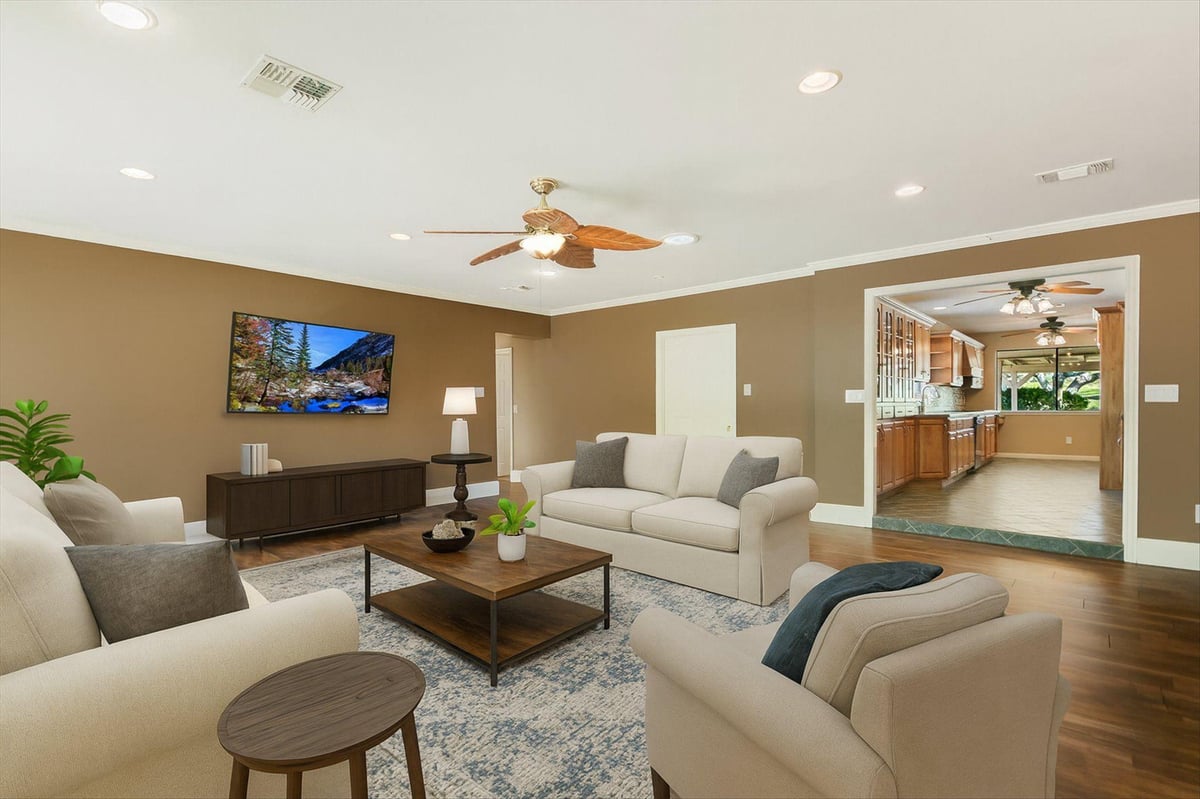 Primary bedroom at 85 BROOKHOLLOW Dr - 4 bed 3 bath home