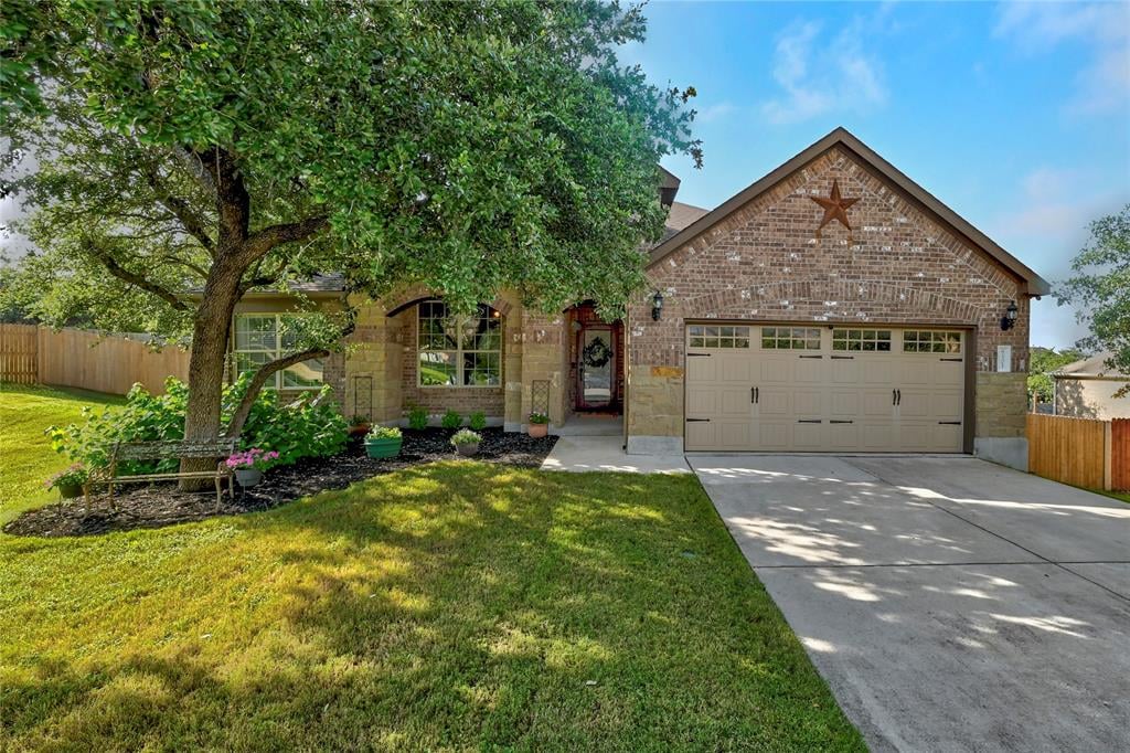 8501 Vantage Point Dr - front exterior - Luxury home in Ridgeview Ph 1, Austin, TX
