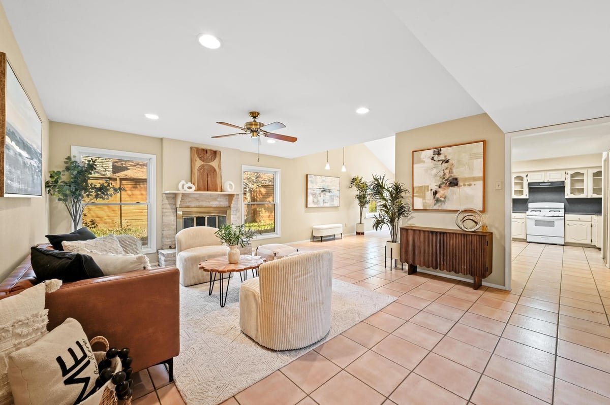 Living area at 8504 Tallwood Dr - 3 bed 3 bath home