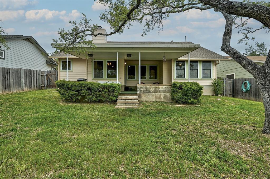 View 8507 Selway DR in Windmill Run Sec 02-A 8507 Selway DR - property photo 1 - Luxury home in Windmill Run Sec 02-A, Austin, TX