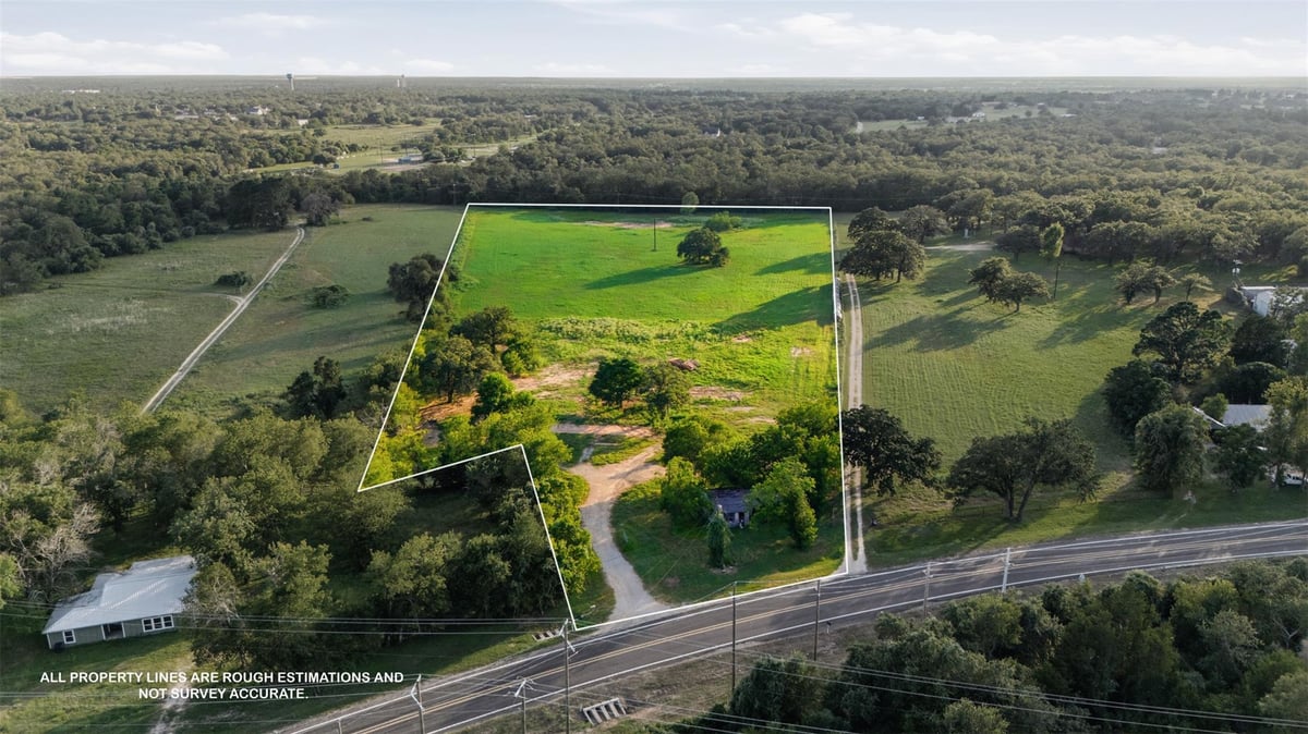 View 851 N Fm 908 in A0740 851 N Fm 908 - front exterior - Luxury lot in A0740, Rockdale, TX
