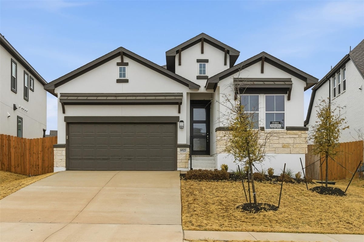 Living area at 8521 Pine Muhly Dr - 4 bed 2 bath home