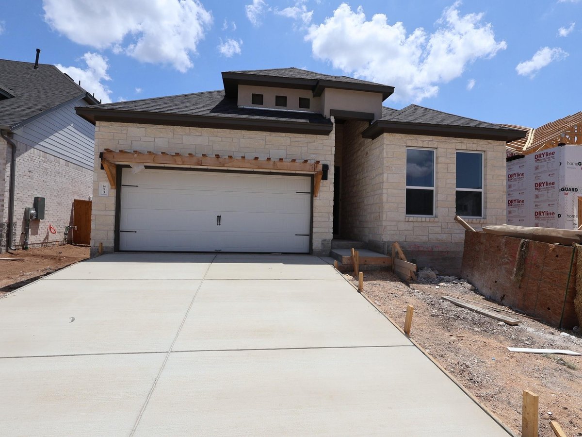 View 853 Corvallis DR in Cedar Brook 853 Corvallis DR - front exterior - Luxury home in Cedar Brook, Leander, TX