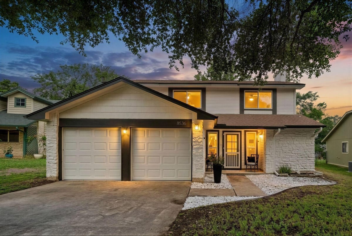 View 8536 Birmingham DR in Buckingham Estates Ph 3 Sec 4 8536 Birmingham DR - front exterior - Luxury home in Buckingham Estates Ph 3 Sec 4, Austin, TX