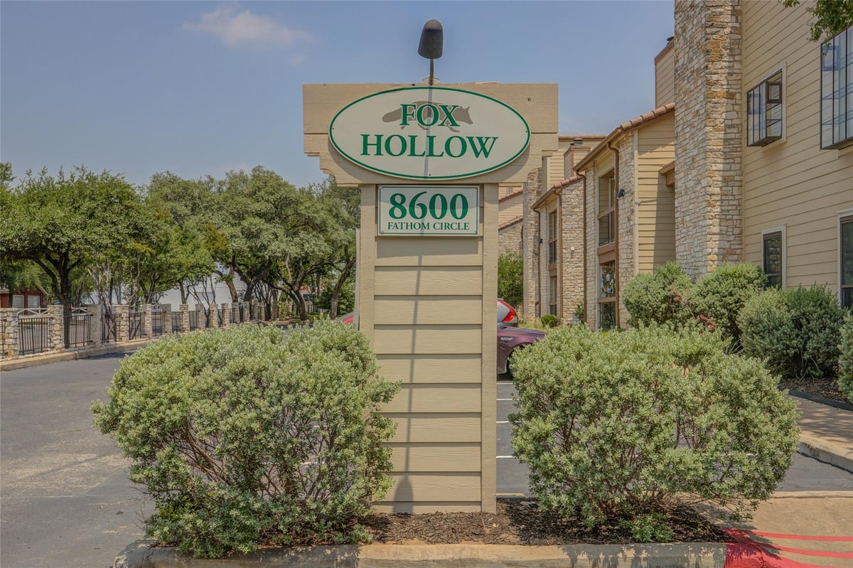 View 8600 Fathom CIR Unit #1303 in Fox Hollow Condo Amd 8600 Fathom CIR Unit #1303 - property photo 1 - Luxury home in Fox Hollow Condo Amd, Austin, TX