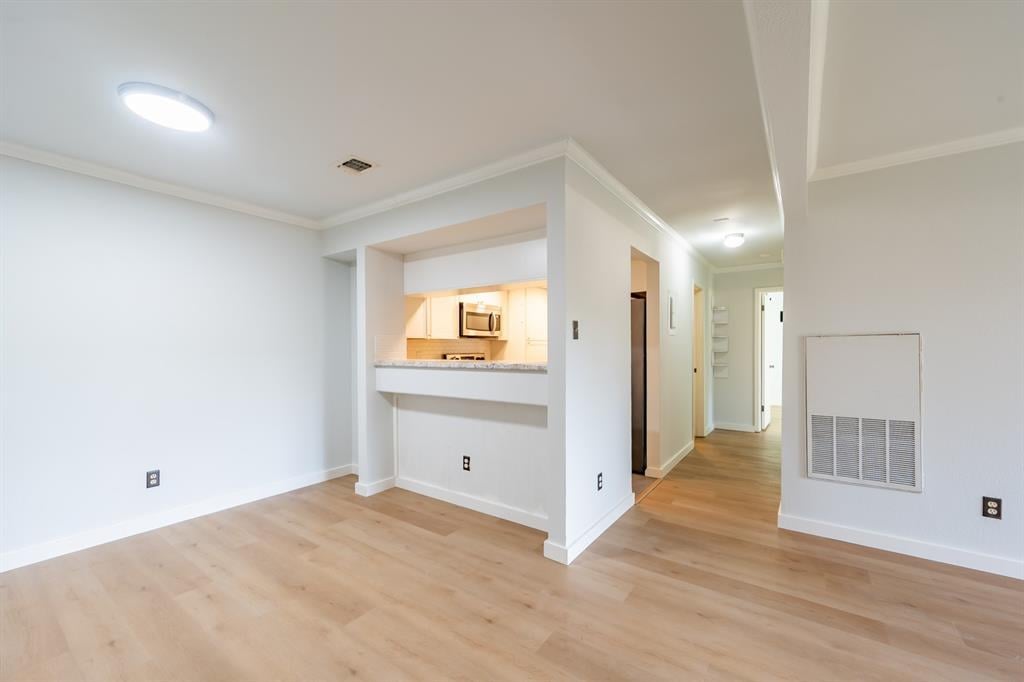 Living area at 8600 Fathom Cir Unit #1407 - 2 bed 2 bath home