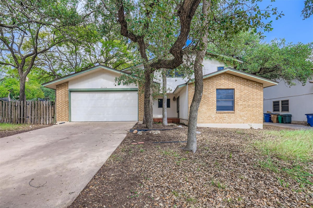 View 8600 Tallwood Dr Unit #A & B in Austin Woods Amd 8600 Tallwood Dr Unit #A & B - front exterior - Luxury home in Austin Woods Amd, Austin, TX