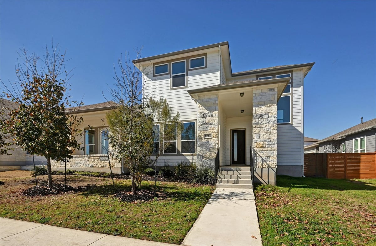 Living area at 8612 Apogee Blvd - 5 bed 4 bath home