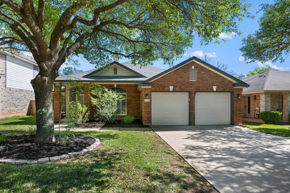 View 8624 Barrow Glen LOOP in Sendera 8624 Barrow Glen LOOP - front exterior - Luxury home in Sendera, Austin, TX