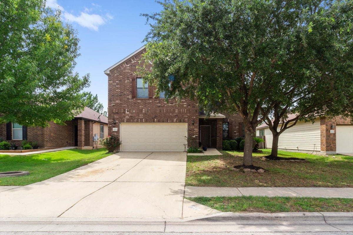 View 8704 Panadero DR in Sheldon 230 Sec 01 Ph 01 8704 Panadero DR - property photo 1 - Luxury home in Sheldon 230 Sec 01 Ph 01, Austin, TX