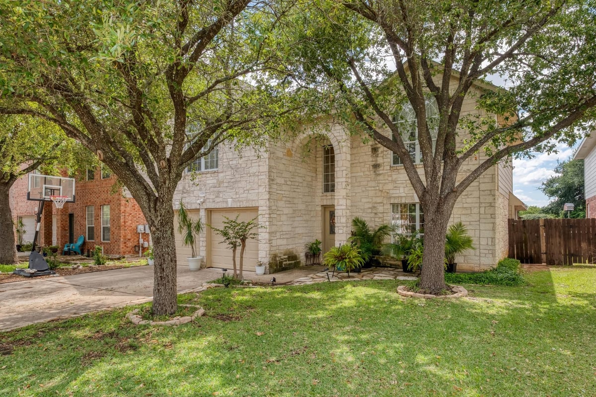 View 8709 Glen Canyon DR in Stone Canyon Sec 06B 8709 Glen Canyon DR - front exterior - Luxury home in Stone Canyon Sec 06B, Round Rock, TX