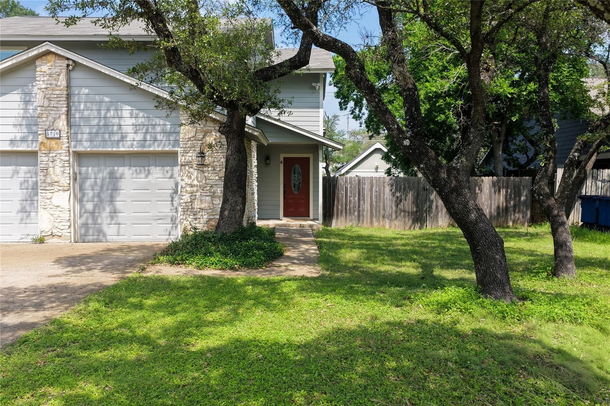 8710 Clearbrook TRL Unit #A and B - front exterior - Luxury home in Springwoods Sec 02A Rev 1981, Austin, TX