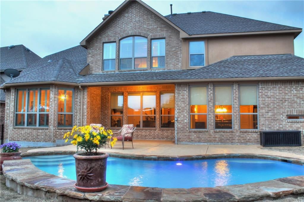 View 8716 Fescue Ln in Rocky Creek Ranch Sec 01 8716 Fescue Ln - front exterior - Luxury home in Rocky Creek Ranch Sec 01, Austin, TX