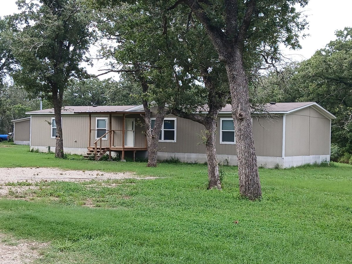 View 8717 Fm 1115 Unit #C in Flatonia 8717 Fm 1115 Unit #C, photo 1, Flatonia, Flatonia, TX